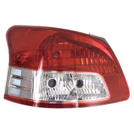 Фонарь задний TOYOTA BELTA/YARIS SEDAN 05-12 лев TYC